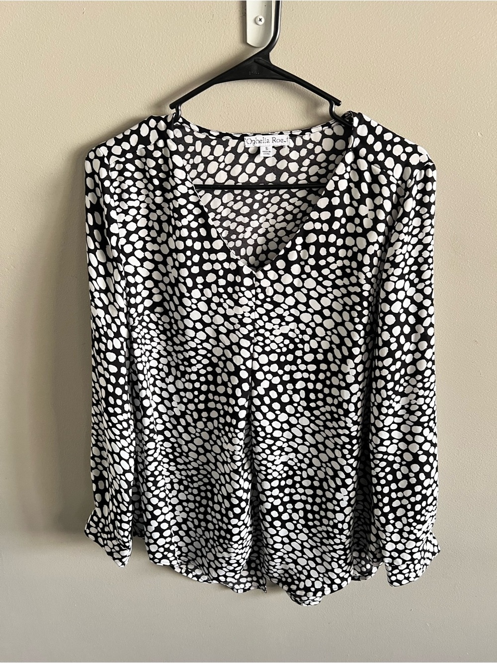 Woman’s Top Bundle - Picture 9 of 13